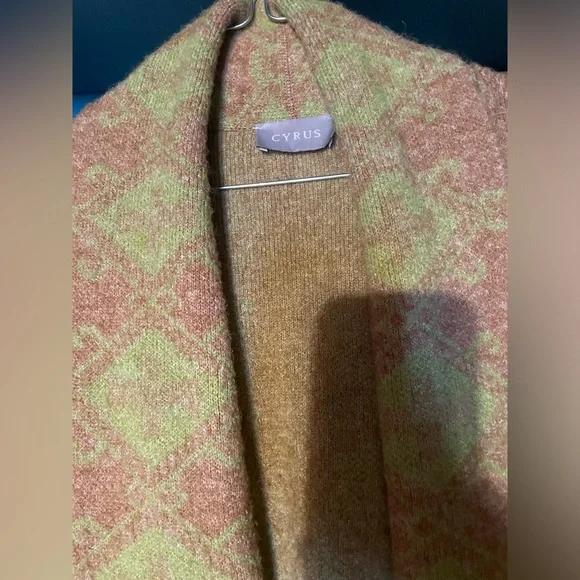 Medium brown & muted chartreuse green long warm & fuzzy sweater coat - Picture 4 of 4